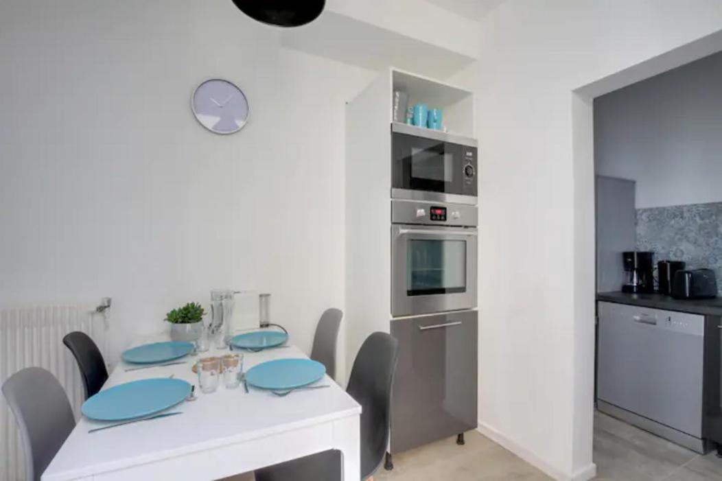 Suite Des Lilas - Terrasse Privee Реймс Екстериор снимка